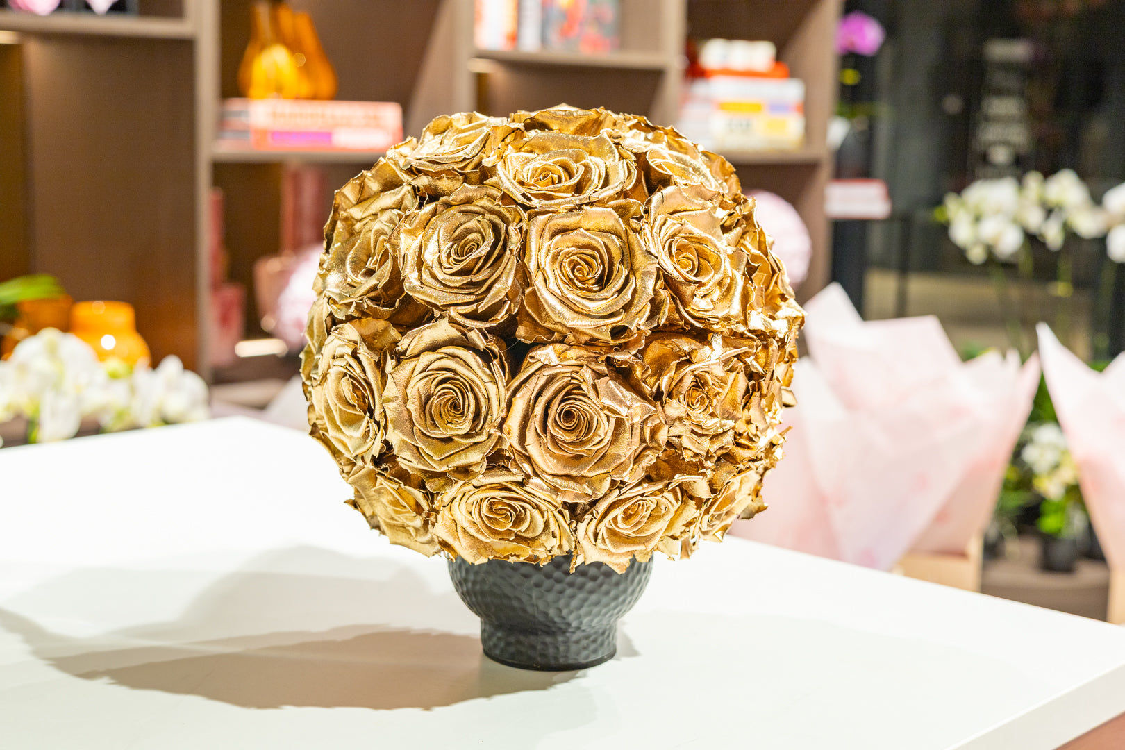 Petit Preserved Rose Bowl - Preserved Roses - Gold