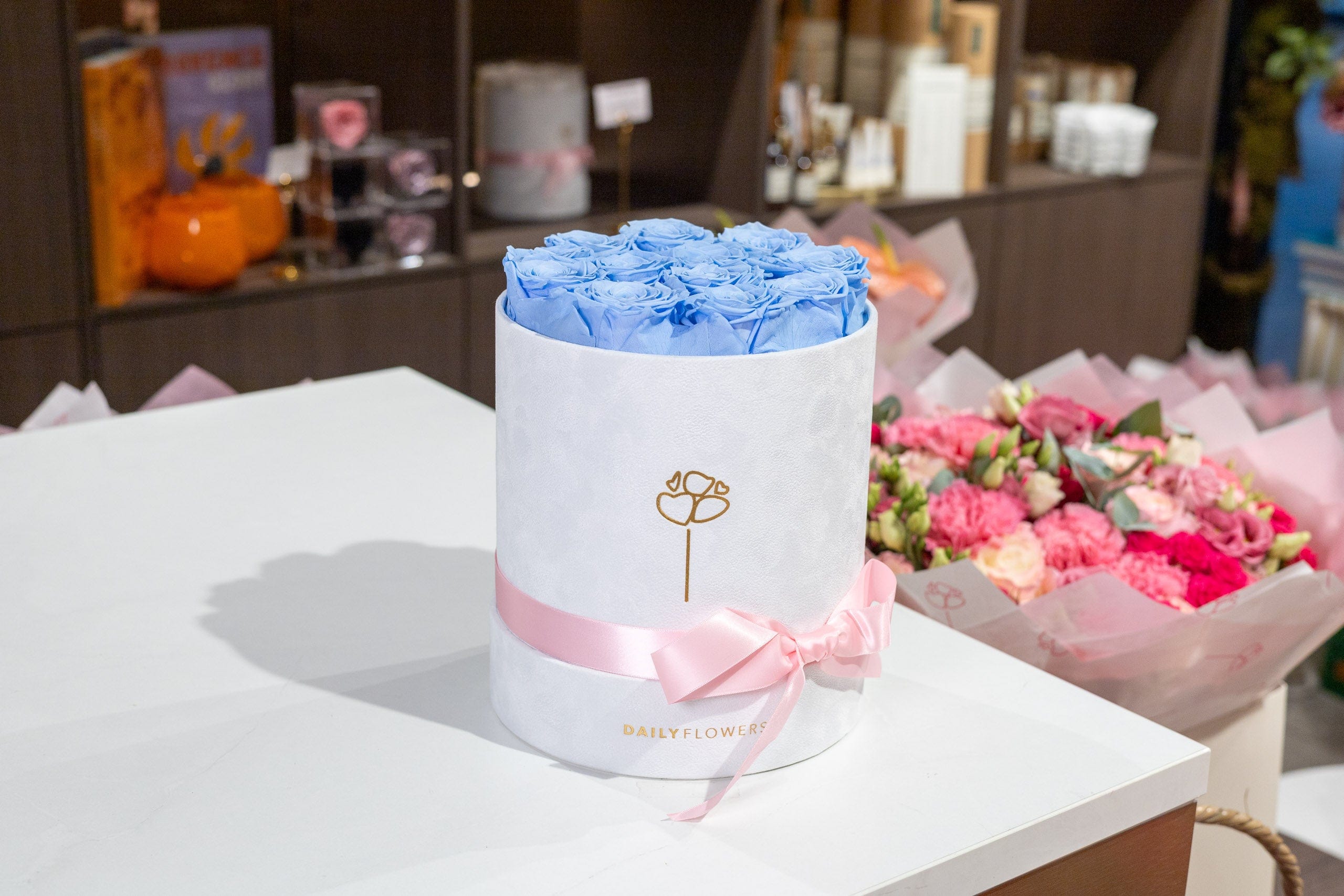 The Exclusive Box of Love - Preserved Roses