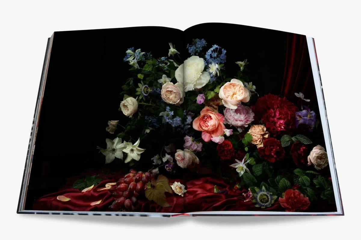 Assouline Flowers Art and Bouquets pages lifestyle