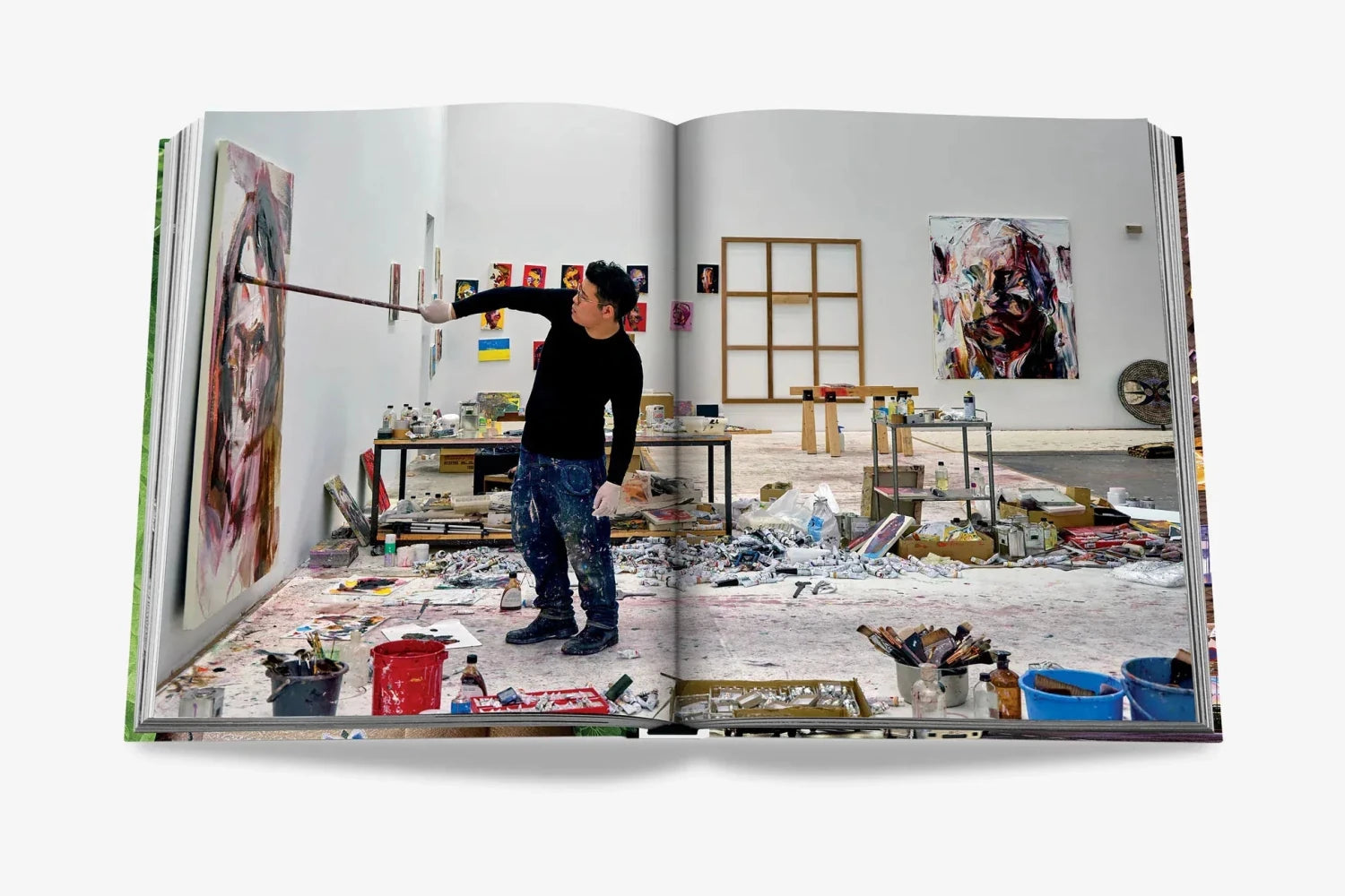 Assouline Tokyo Chic interior pages spread
