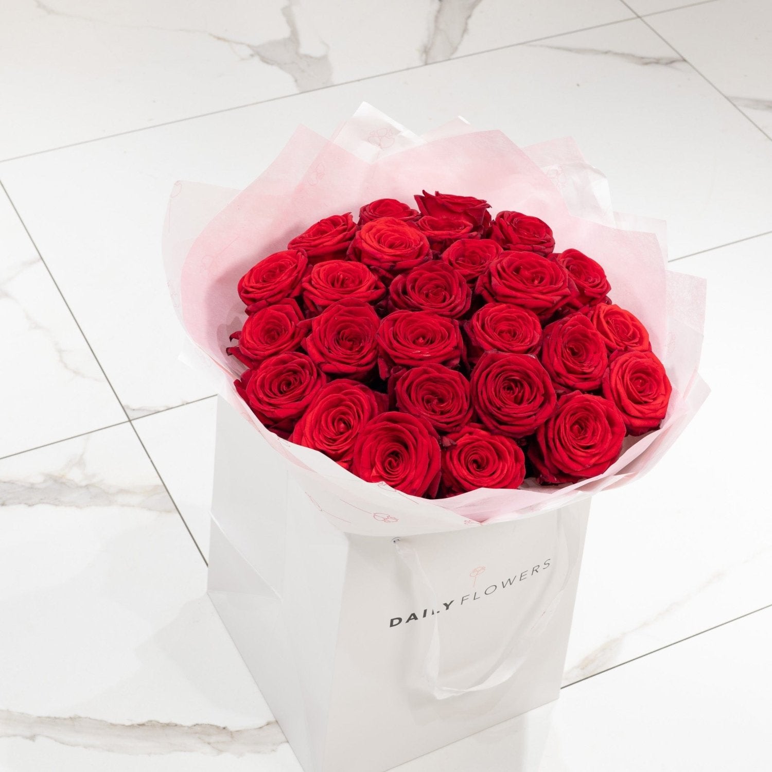 Red Roses bouquet by Daily Flowers