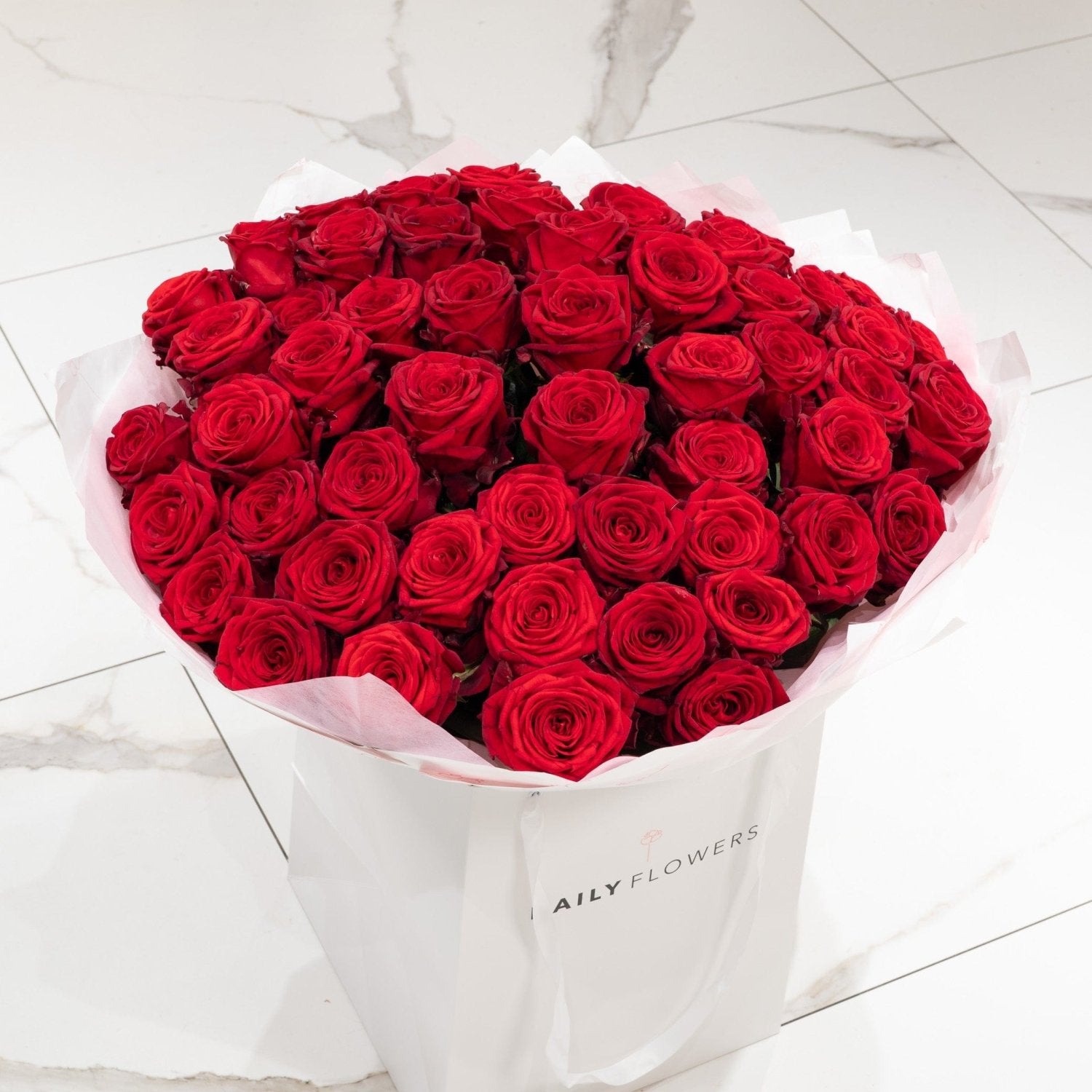 Red Roses bouquet by Daily Flowers