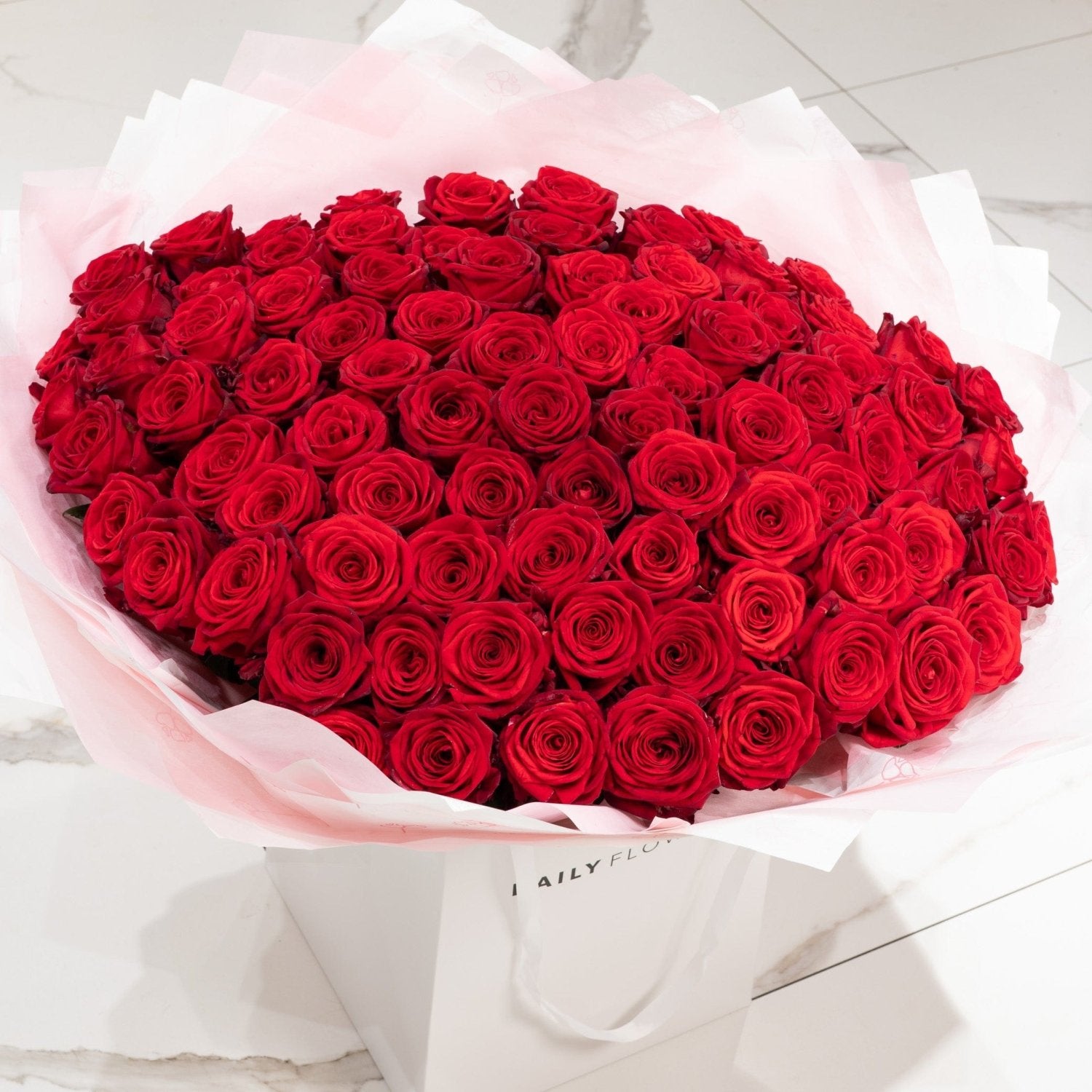 Red Roses bouquet by Daily Flowers