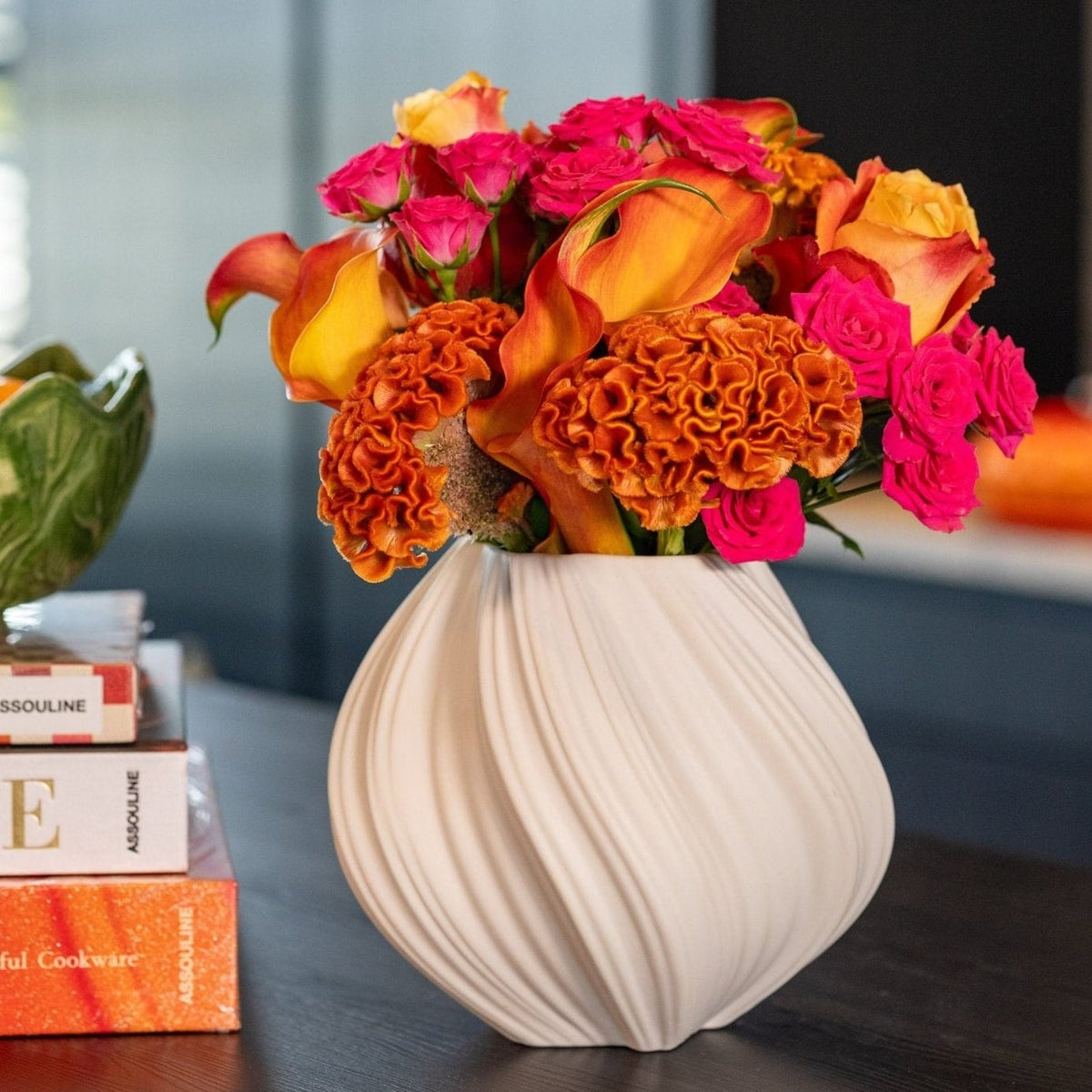 Pink Autumn Glow table arrangement Daily Flowers Amsterdam