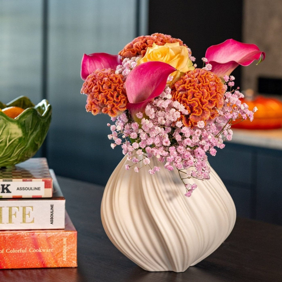 Sugar and Spice table arrangement Daily Flowers Amsterdam