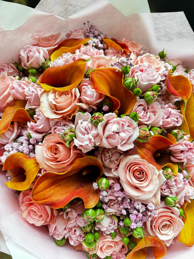 Blushing Fall Flowers bouquet side view Daily Flowers