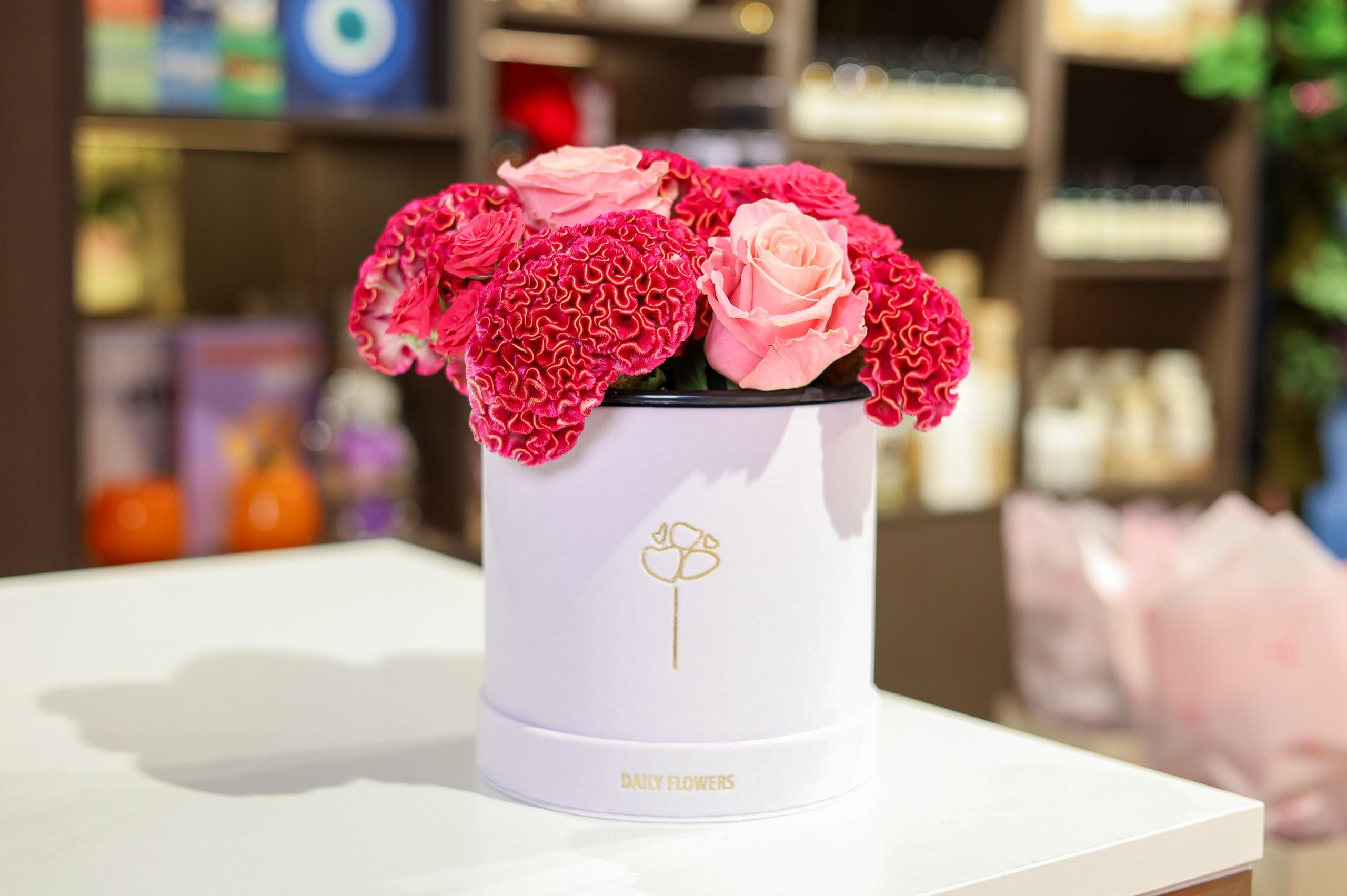 Bloemen in hoedendoos - Candy Cane Chic
