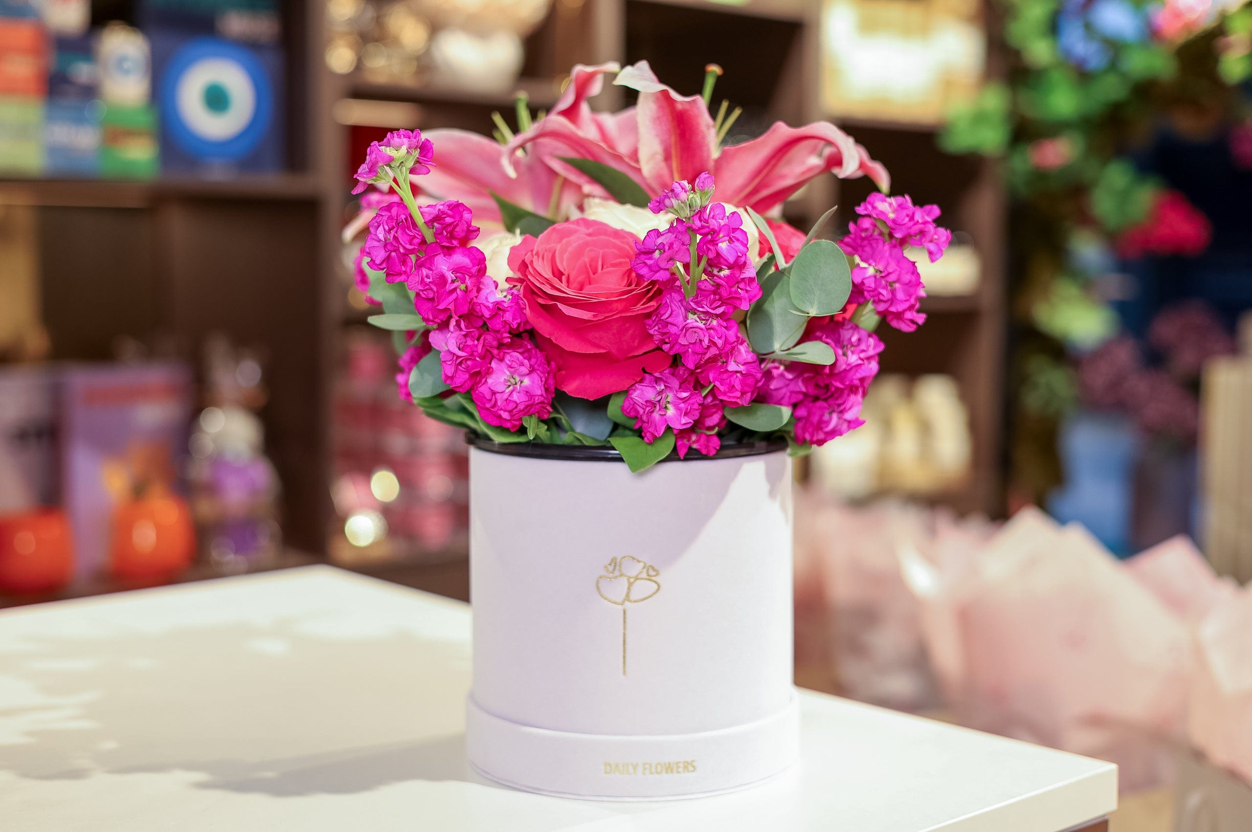 Bloemen in hoedendoos - Lilly Heaven