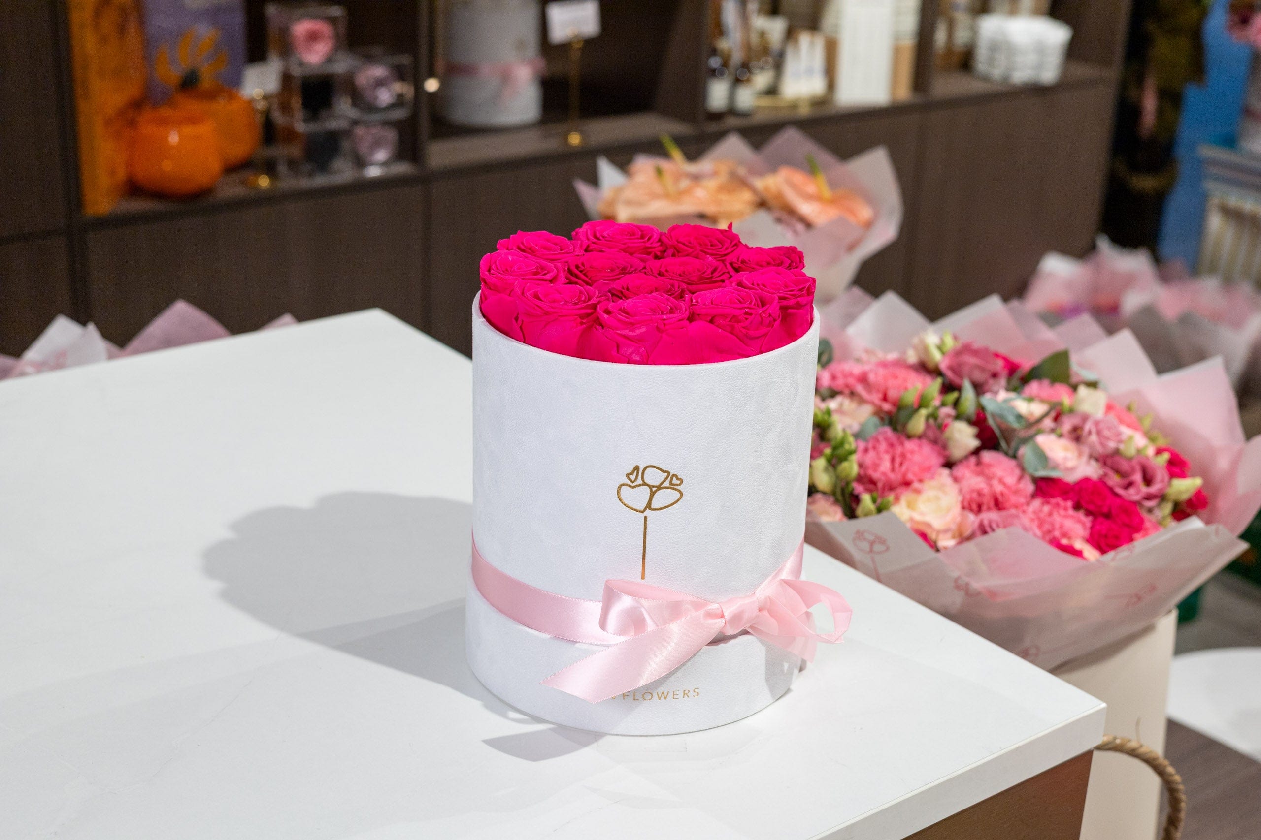 The Exclusive Box of Love - Preserved Roses
