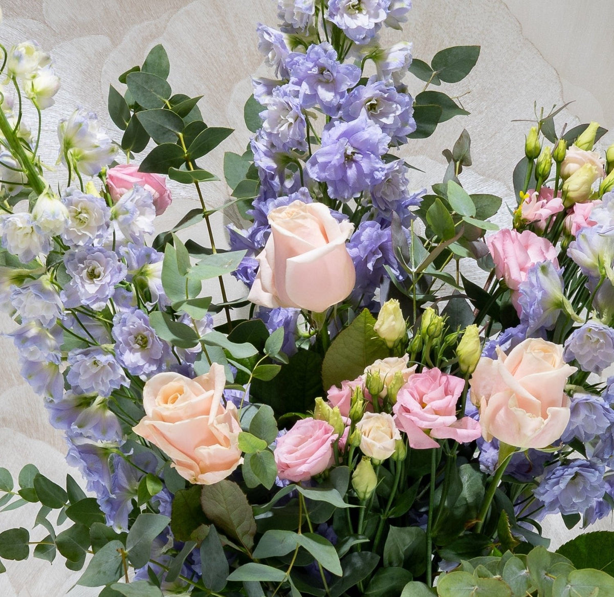 Absolutely Amazing Flowers bouquet close-up Daily Flowers