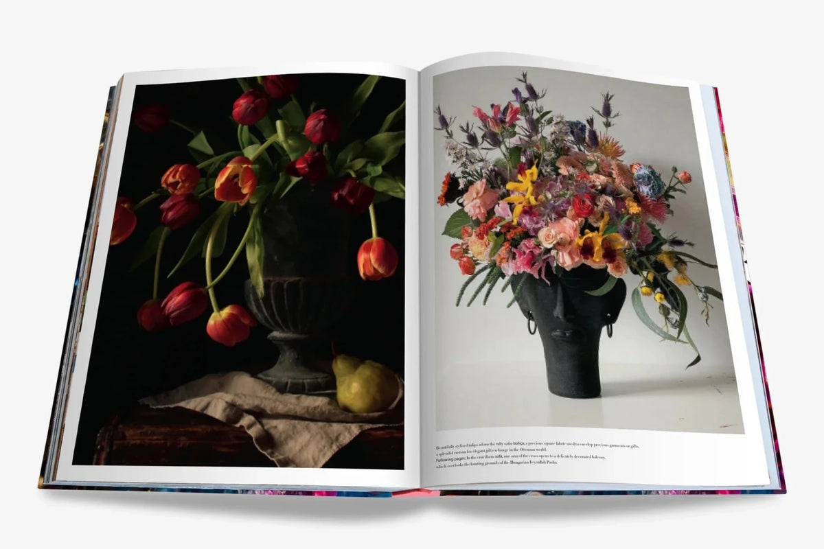 Assouline Flowers Art and Bouquets spread pages