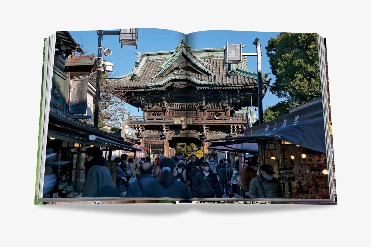 Assouline Tokyo Chic interior pages art