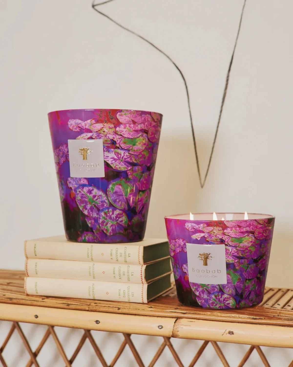 Baobab Scented Candle, Arty Flowers Water Lily at Daily Flowers