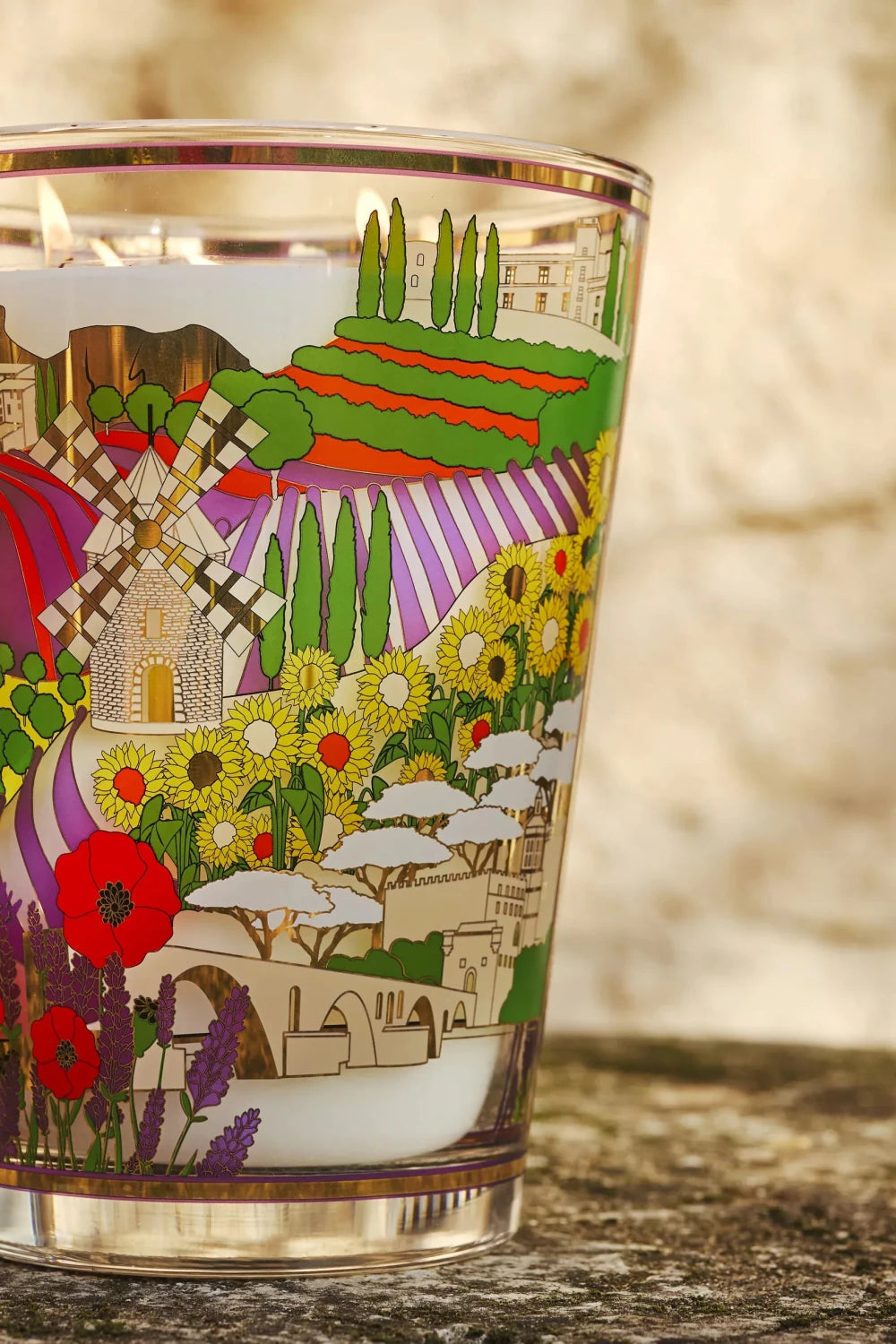 Baobab Provence candle detail close-up