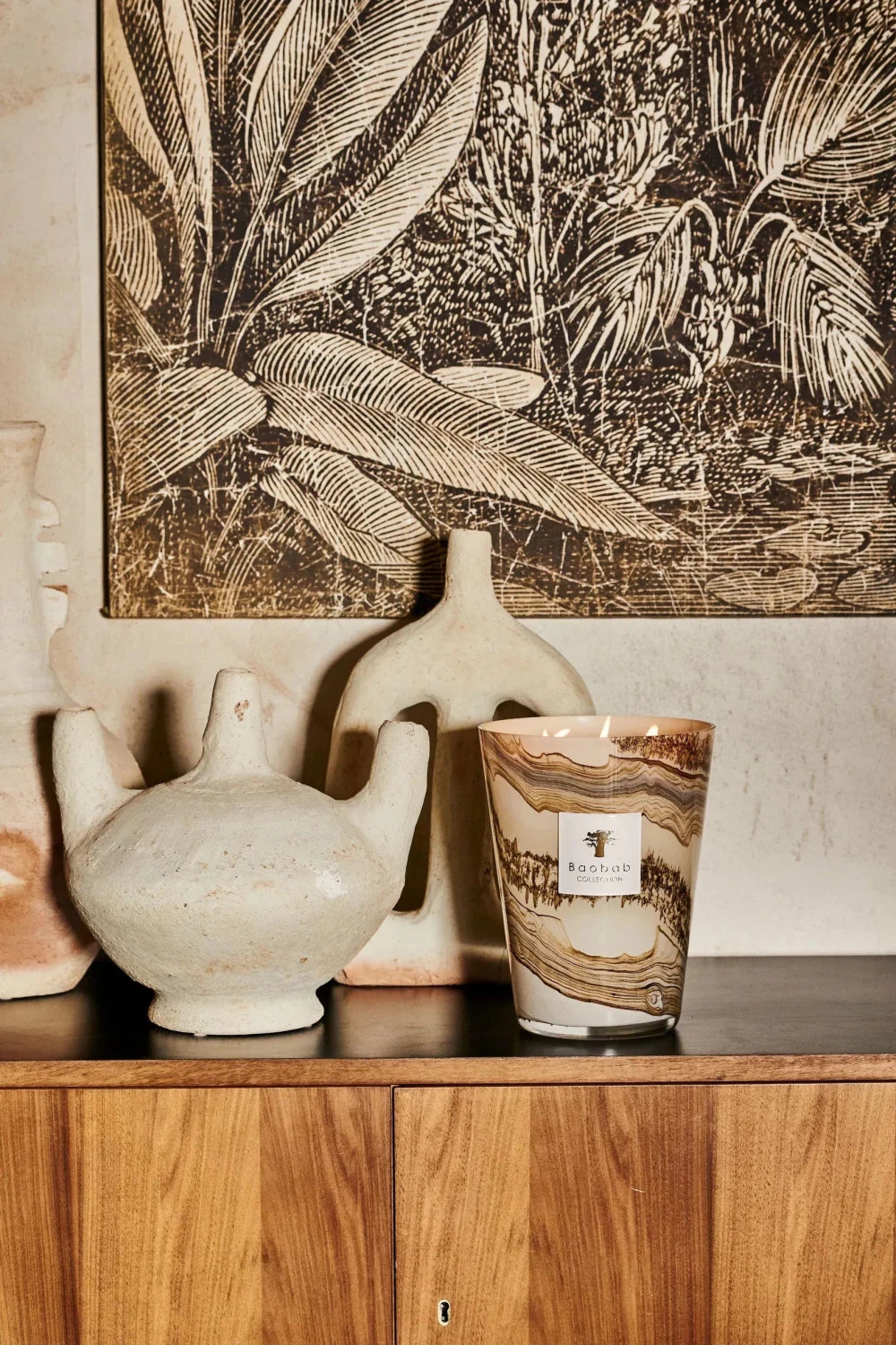 Baobab Sand Siloli candle lifestyle setting