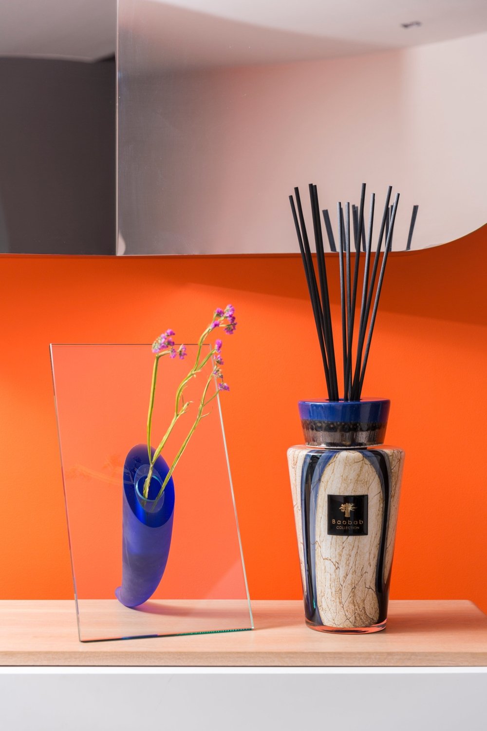 Baobab Stones Marble Totem candle product shot