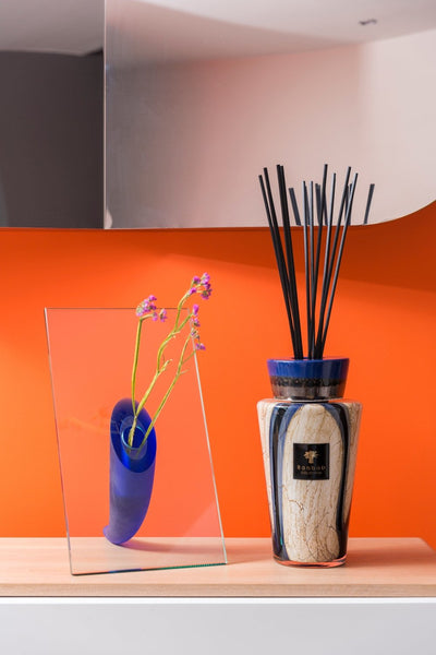Baobab Stones Marble Totem candle product shot
