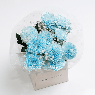 Blue Dream, Mini bouquet with gypsophila, lisianthus and chrysanthemums by Daily Flowers