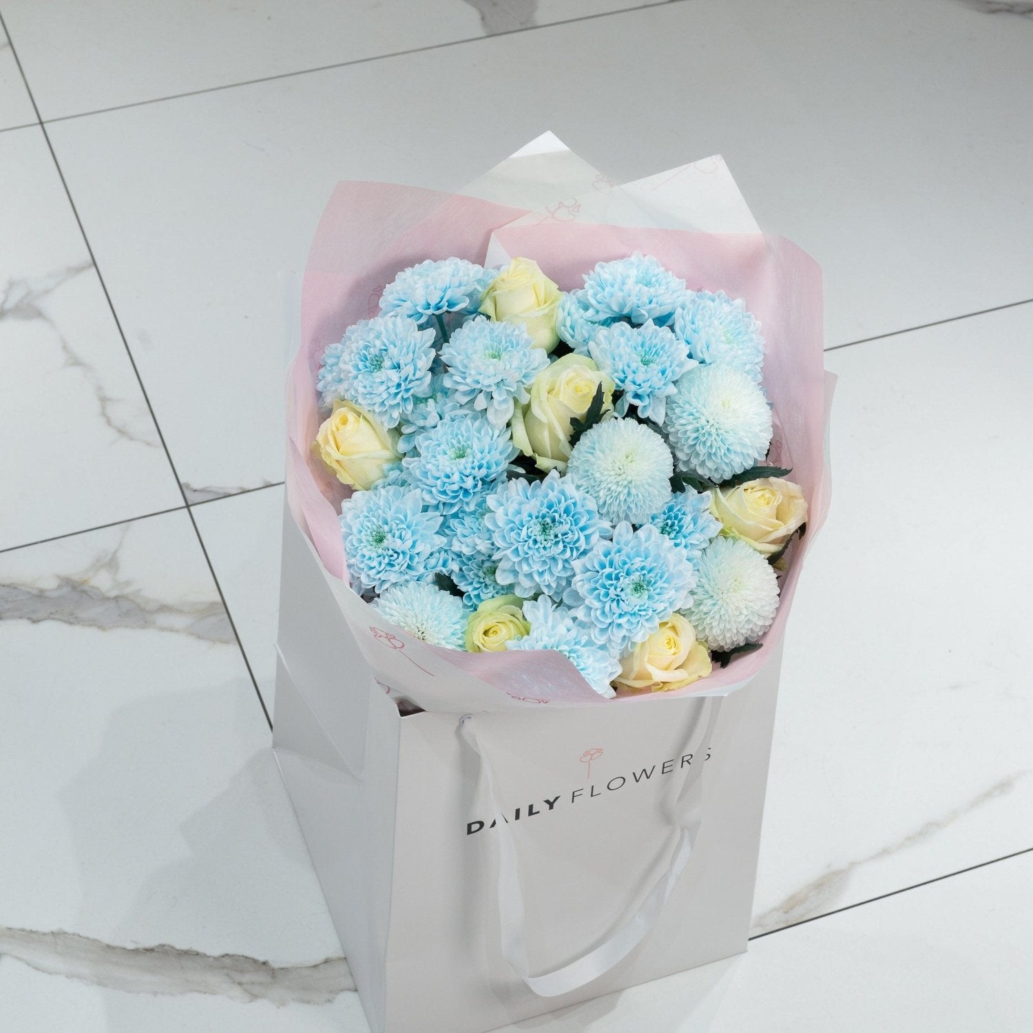 Frozen Fairytale Flowers bouquet close-up Daily Flowers