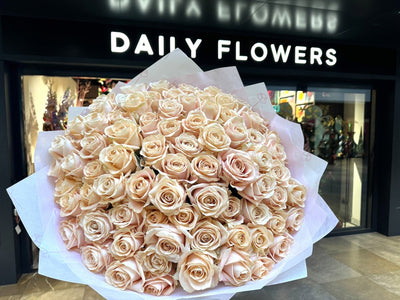Peach Avalanche roses bouquet Daily Flowers Amsterdam