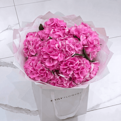 Pink hydrangea bouquet Royal Love Daily Flowers Amsterdam