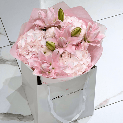 Pink Lily Dream bouquet with lilies by Daily Flowers
