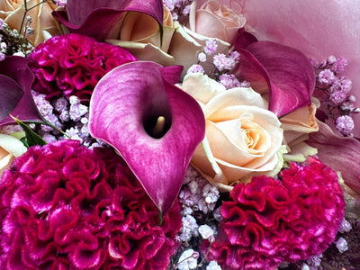 Pink Velvet Romance TikTok bouquet close-up Daily Flowers