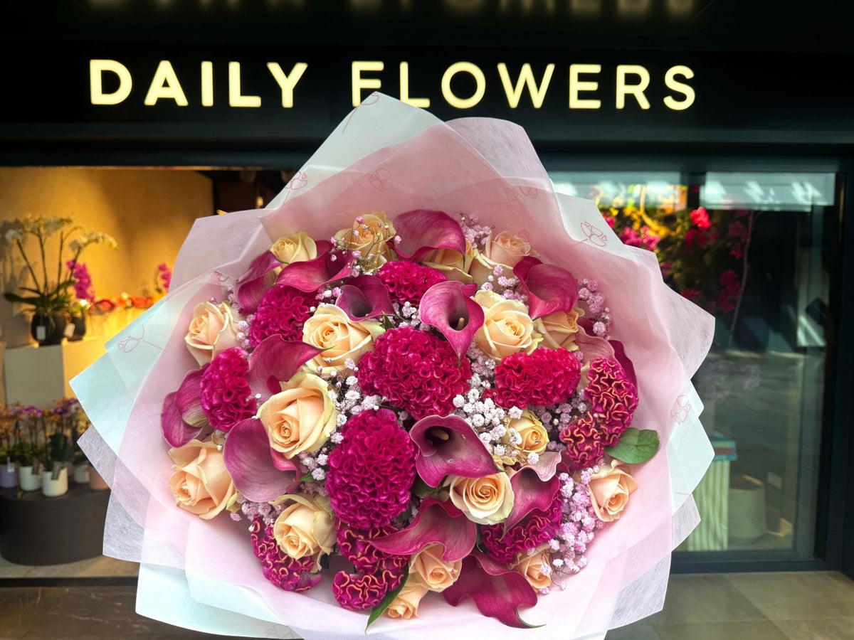 Pink Velvet Romance bouquet Daily Flowers Amsterdam