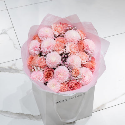 Posh Pink Party flower bouquet medium Daily Flowers Amsterdam