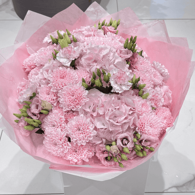 Pretty Pink Princess flower bouquet close-up Daily Flowers