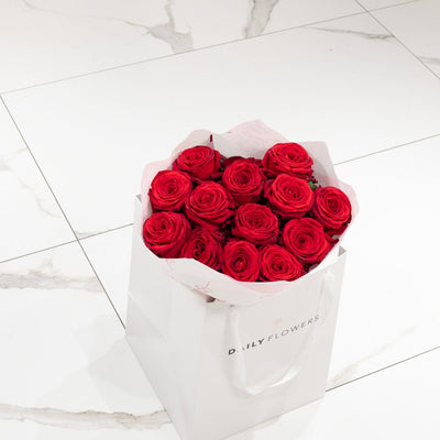 Red Roses bouquet by Daily Flowers