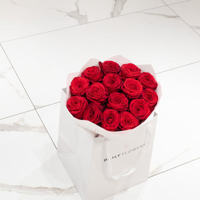 Red Roses bouquet by Daily Flowers