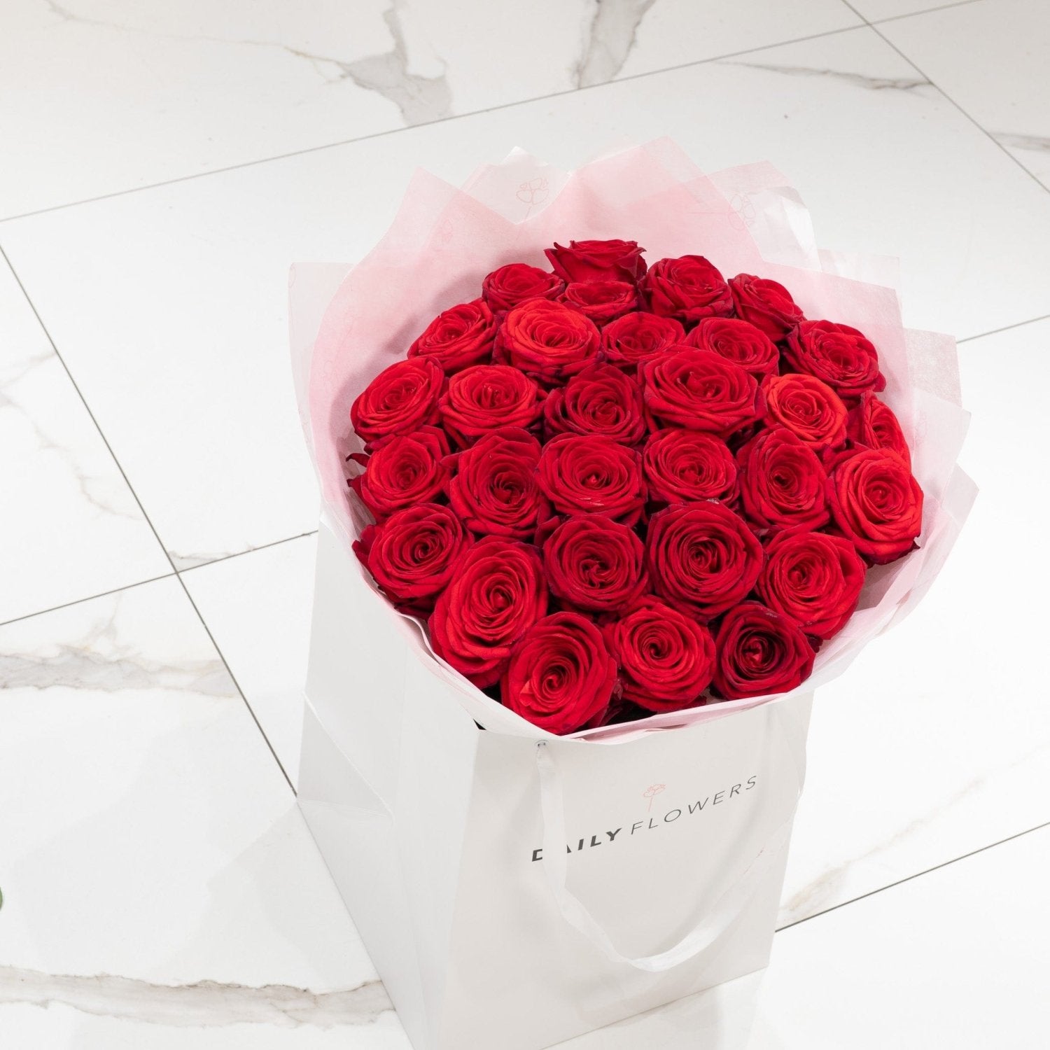 Red Roses bouquet by Daily Flowers