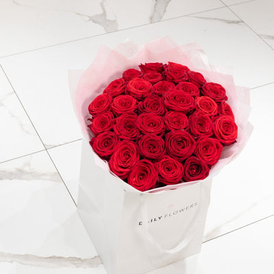 Red Roses bouquet by Daily Flowers