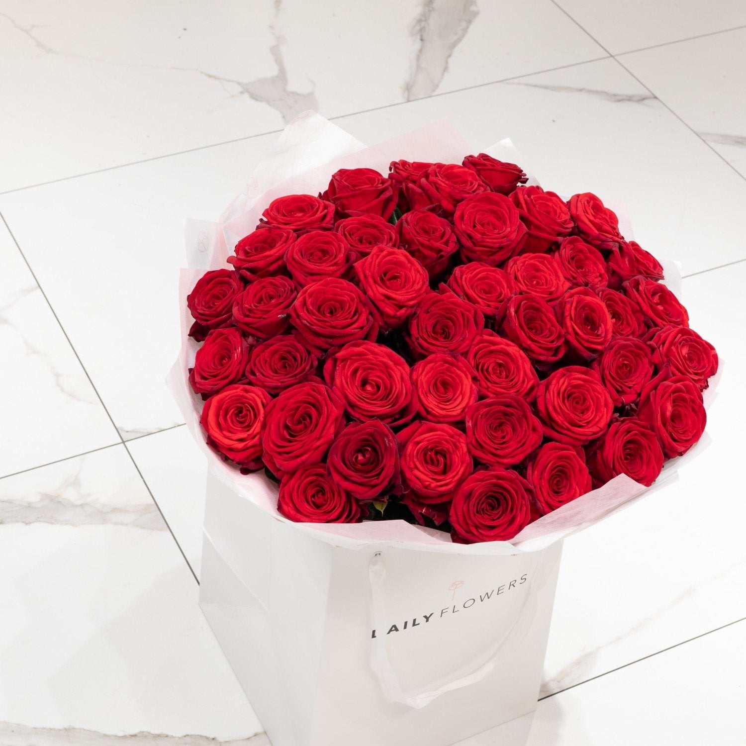 Red Roses bouquet by Daily Flowers