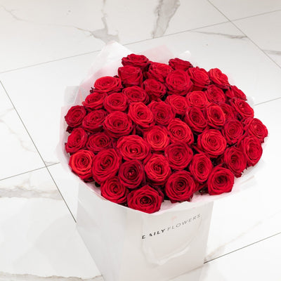 Red Roses bouquet by Daily Flowers