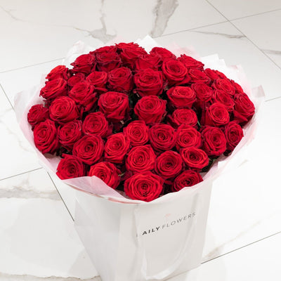 Red Roses bouquet by Daily Flowers