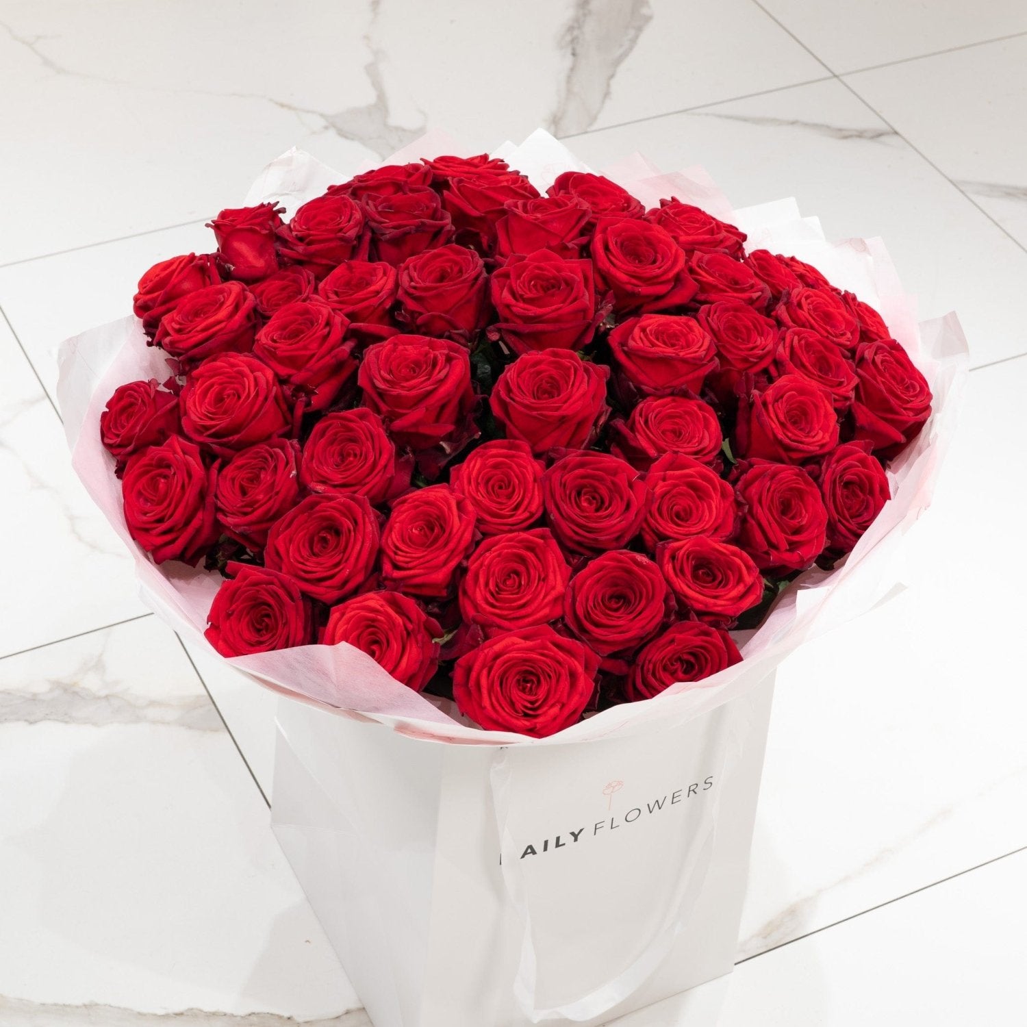 Red Roses bouquet by Daily Flowers