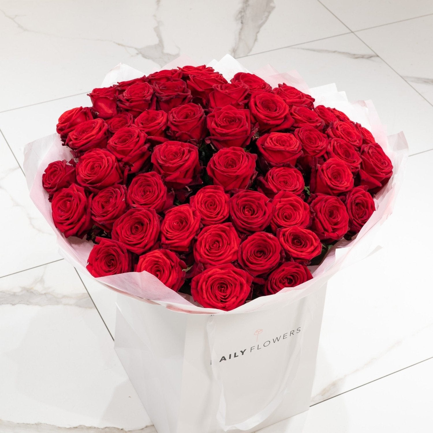 Red Roses bouquet by Daily Flowers