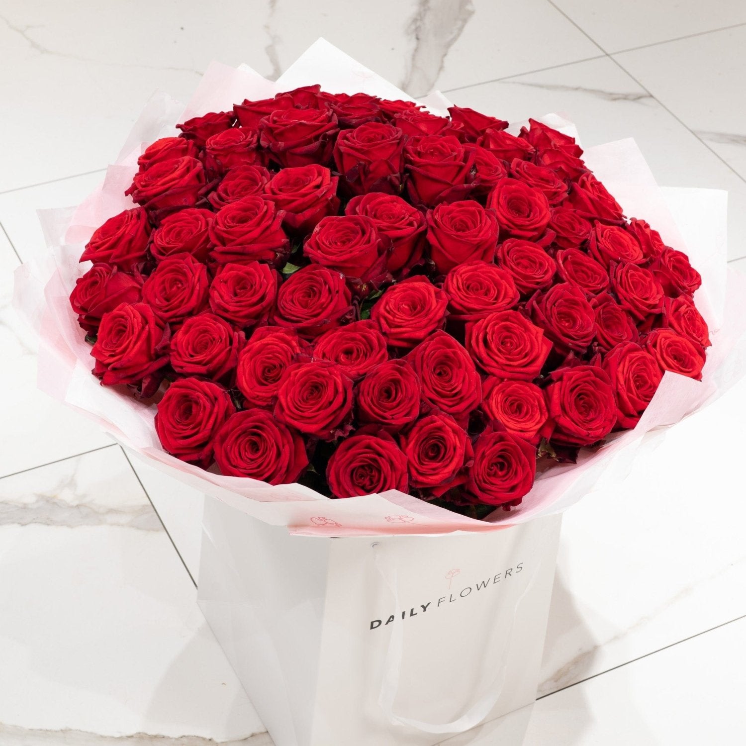 Red Roses bouquet by Daily Flowers