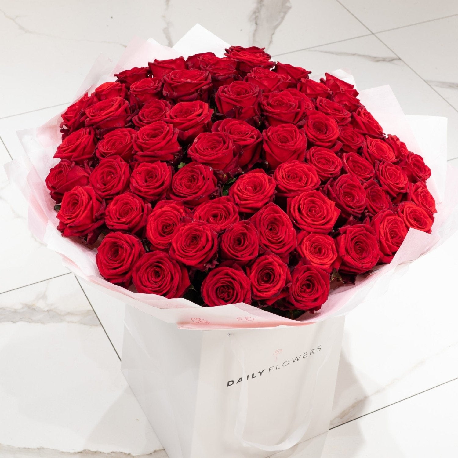 Red Roses bouquet by Daily Flowers