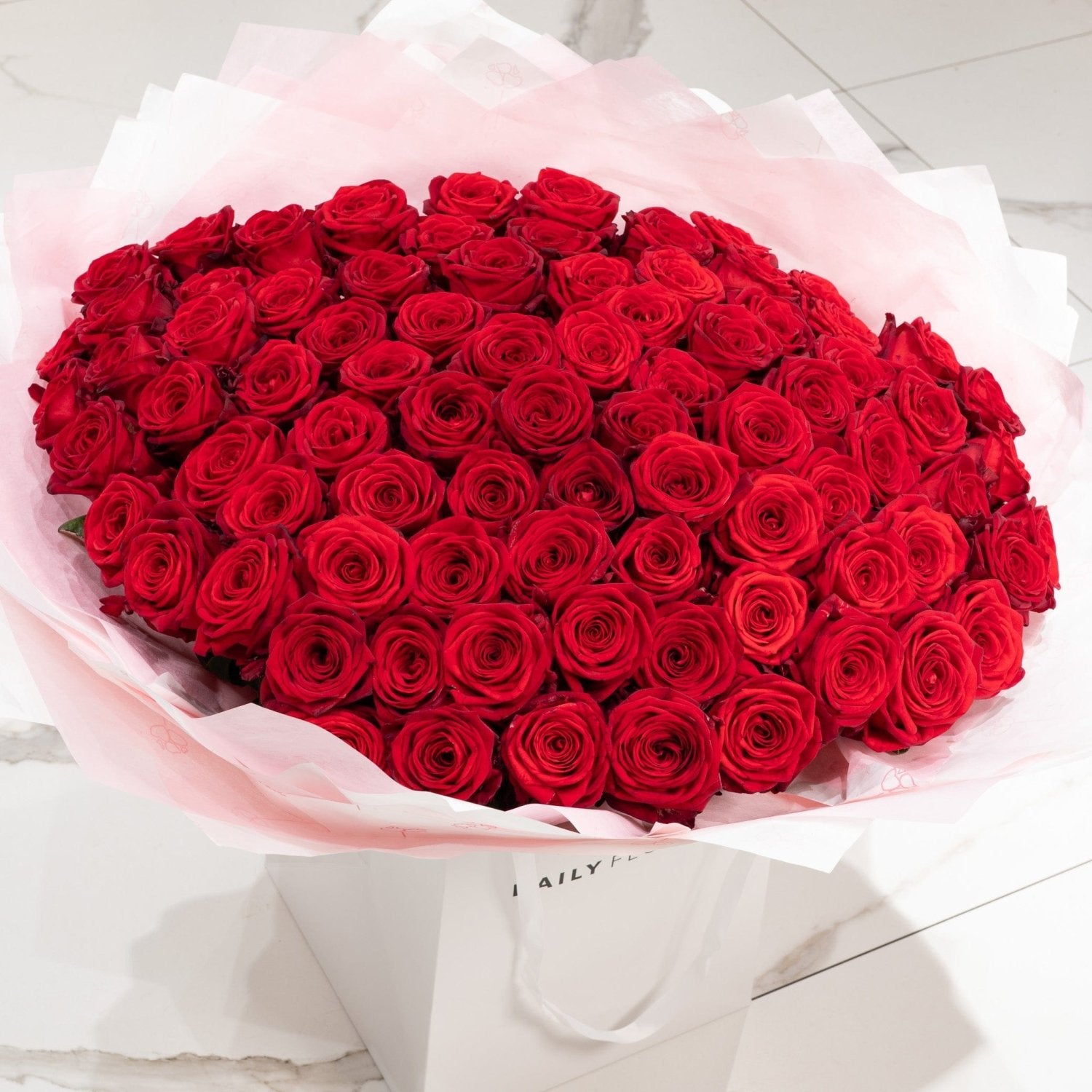 Red Roses bouquet by Daily Flowers