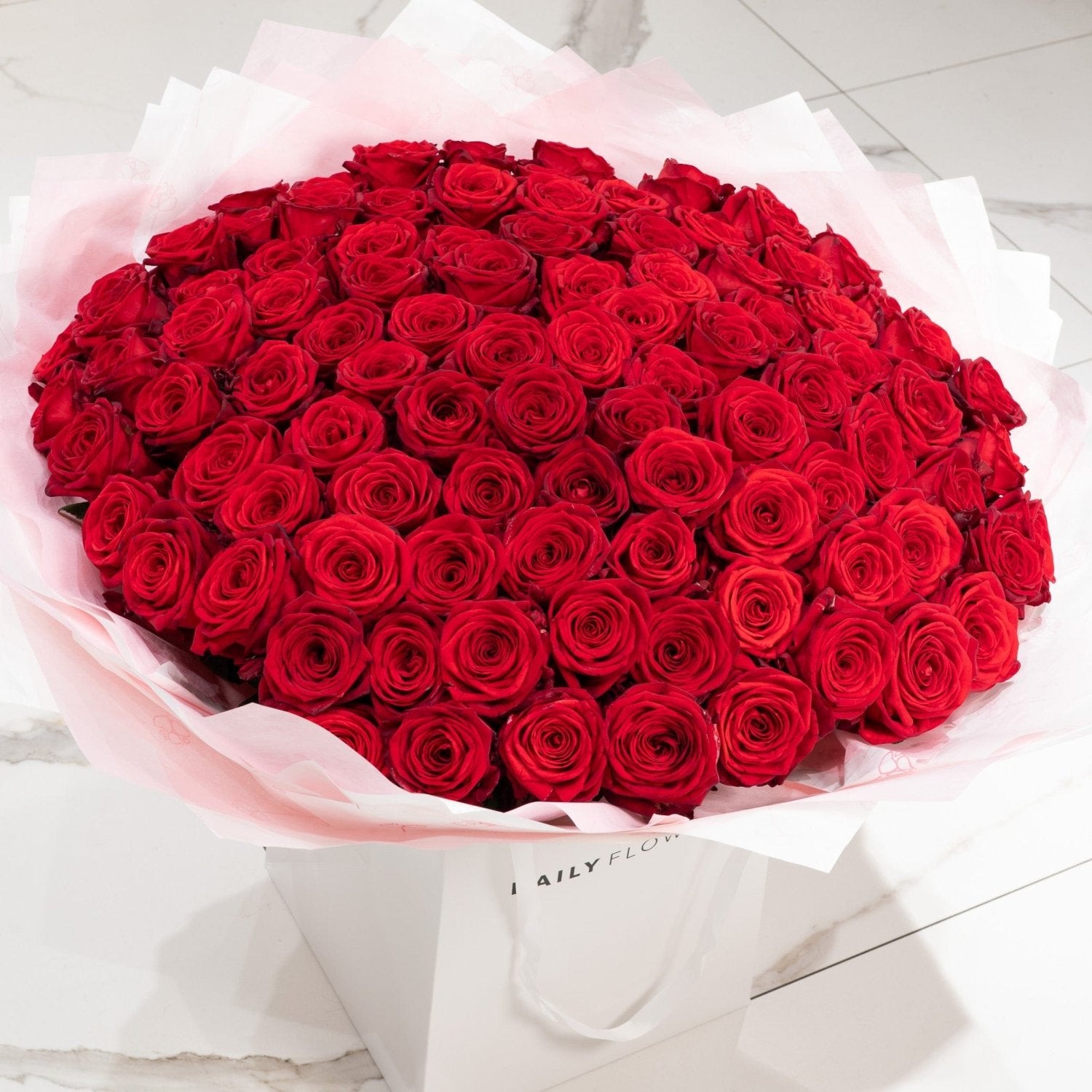 Red Roses bouquet by Daily Flowers
