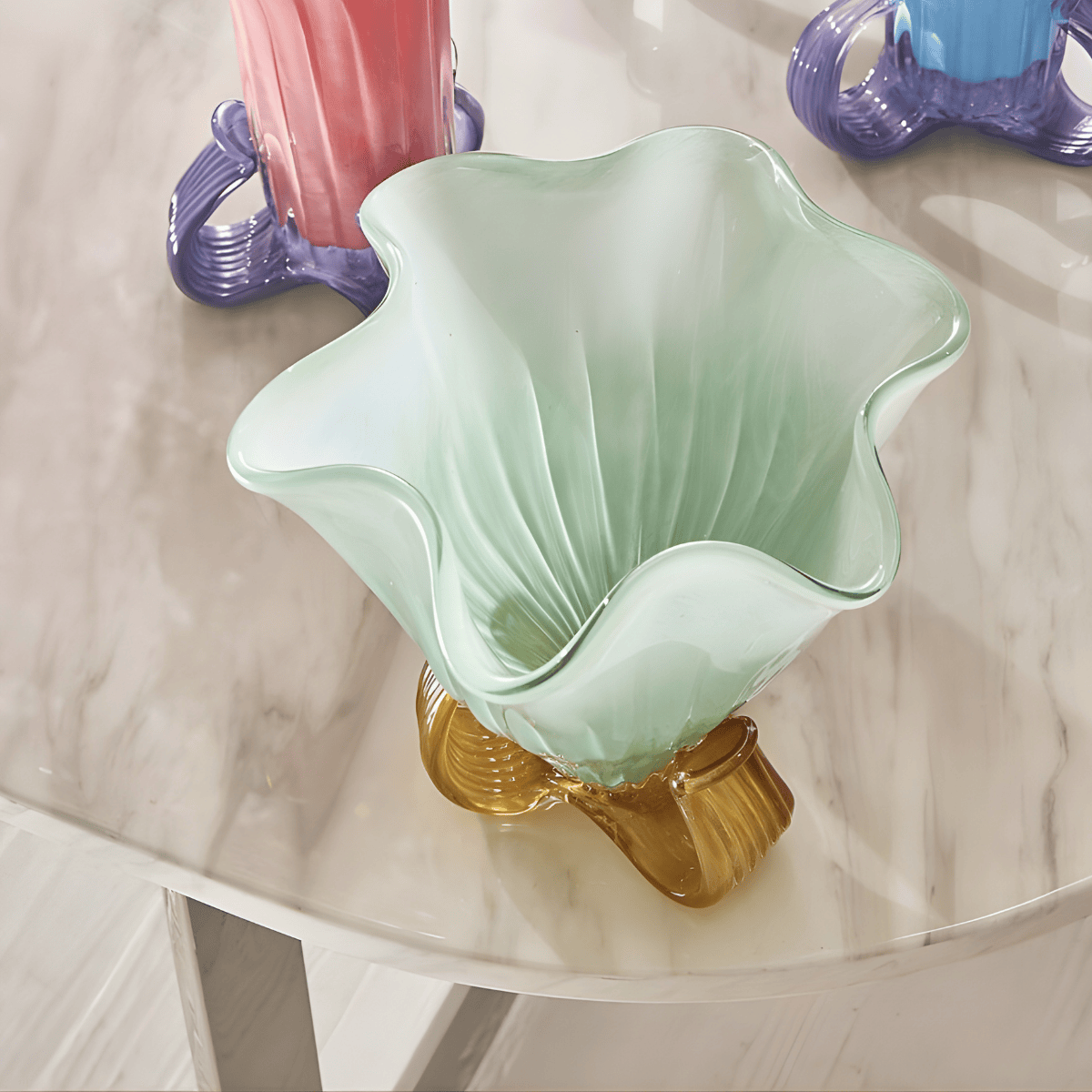 Light Green Flower vase detail view