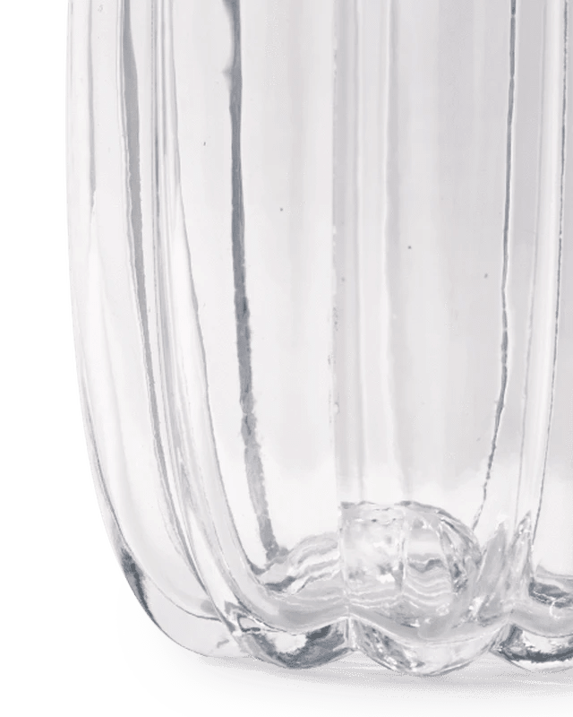 Melon clear vase detail